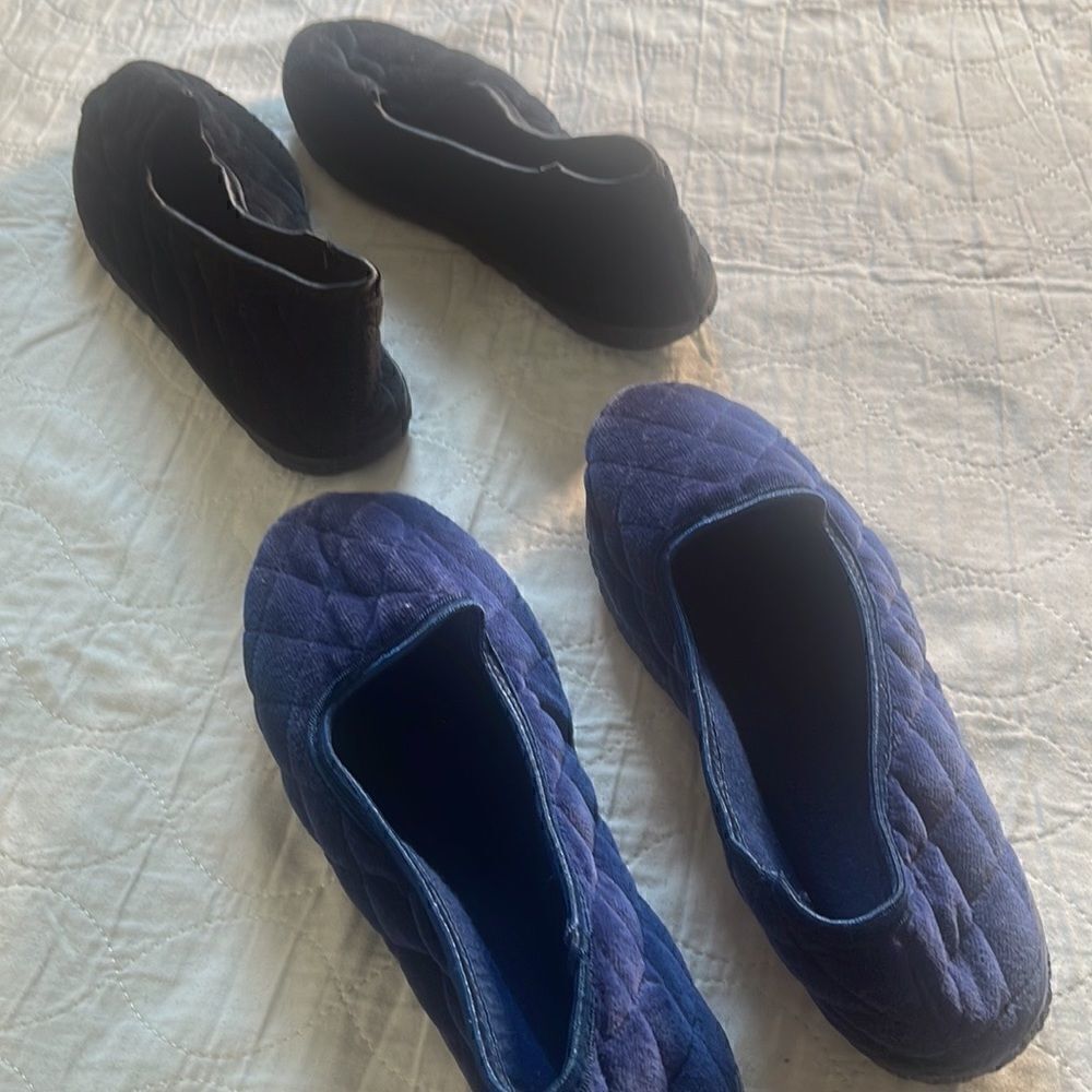 Bundle 2 Pr Quilted Slippers Blue & Black - Picture 2 of 4